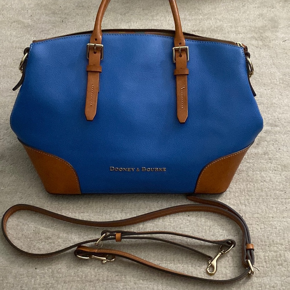Dooney & Bourke Purse
